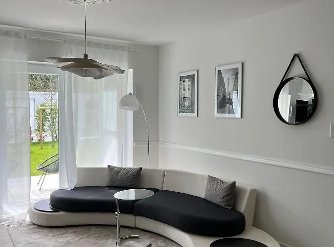 Paris To Bochum, 4 Pers. Apartm.