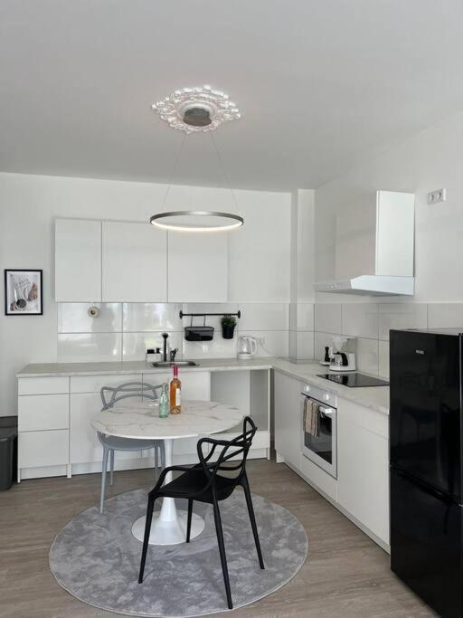 Paris To Bochum, 4 Pers. Apartm. *