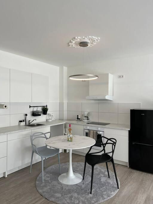 Paris To Bochum, 4 Pers. Apartm. Apartment