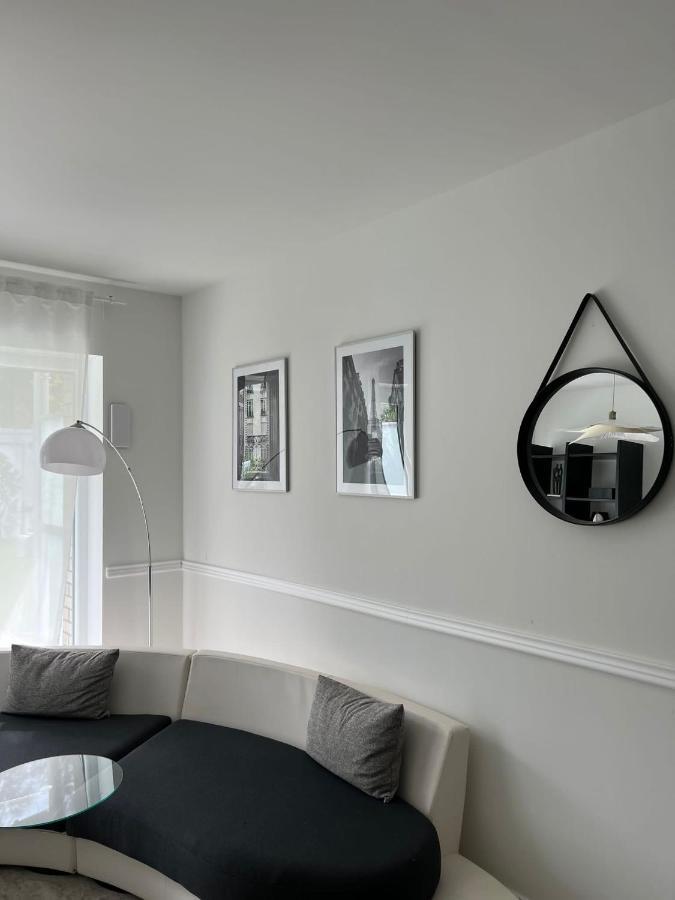 Paris To Bochum, 4 Pers. Apartm.